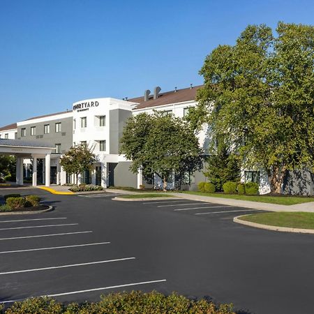 Courtyard By Marriott Harrisburg West/Меканиксберг Экстерьер фото